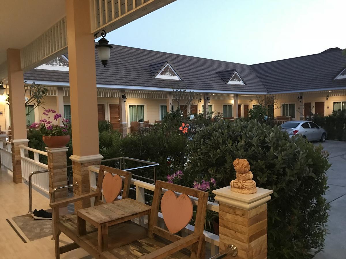 Suksopha Resort Prachuap Khiri Khan Extérieur photo